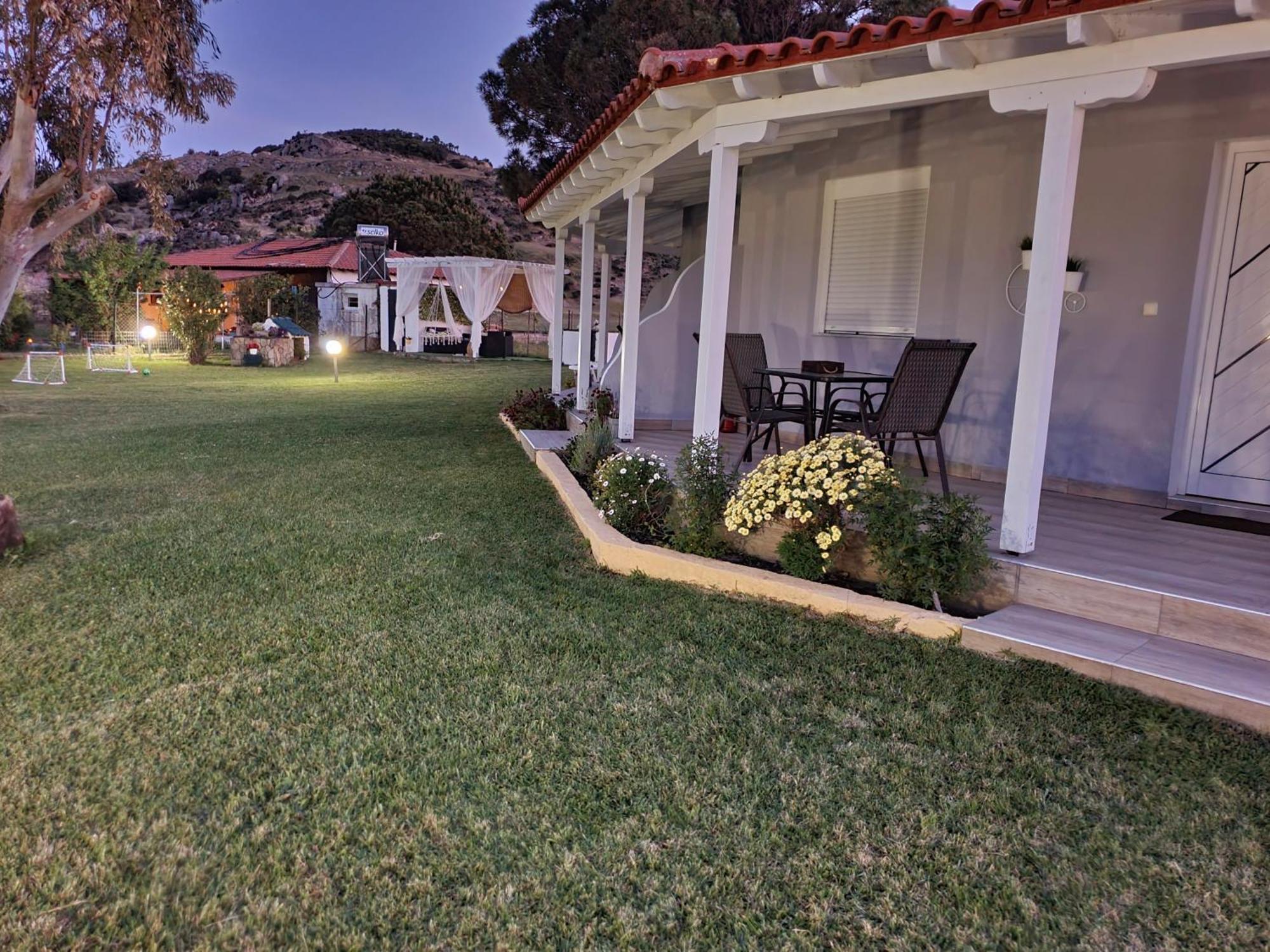 Country house River Kriaritsi